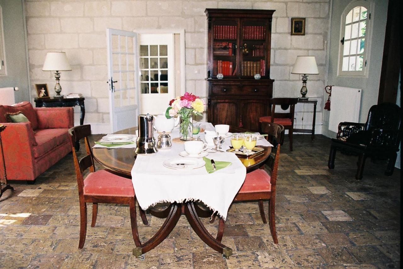 Bed and Breakfast Le Pavillon De Vallet Athée-sur-Cher Exterior foto